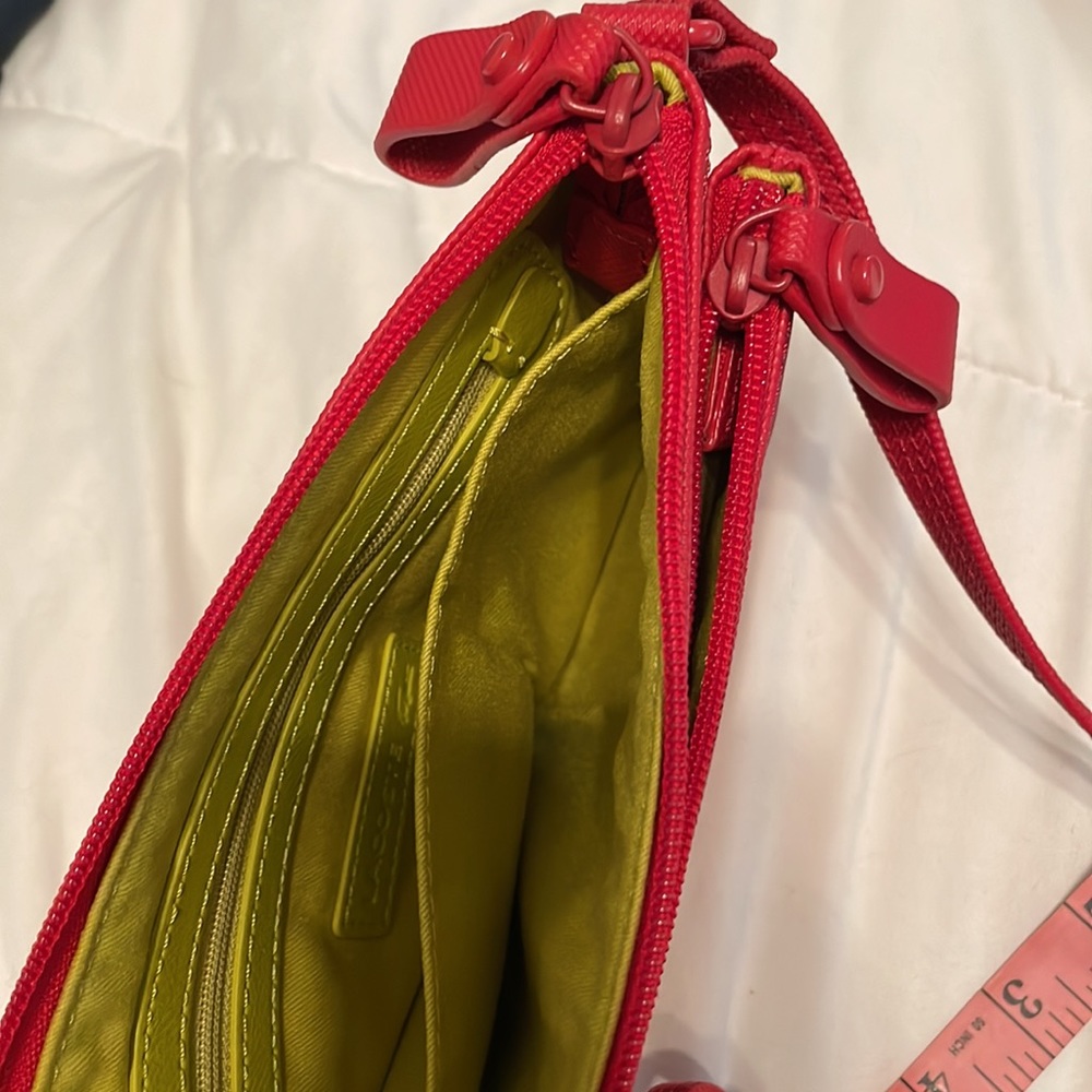 NWOT Lacoste Women’s Crossbody Bag - Picture 7 of 7